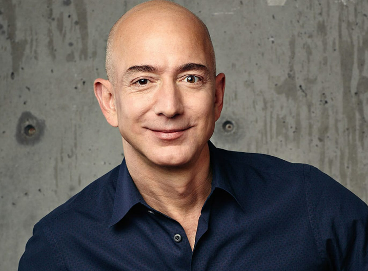 مدبرة منزل ترفع قضية على جيف بيزوس